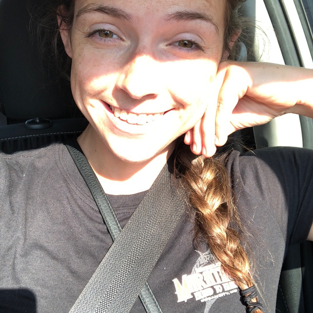 Meet your Posher, Alyssa